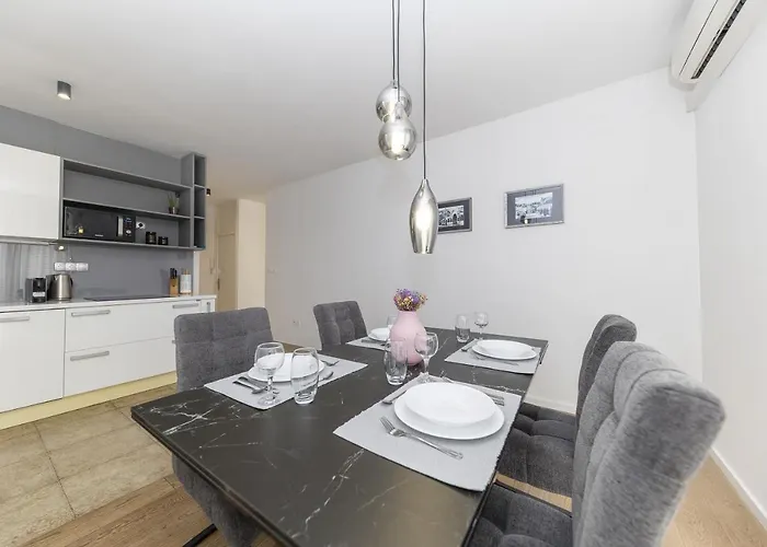 Apartament Alan *