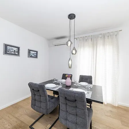 Apartment Alan