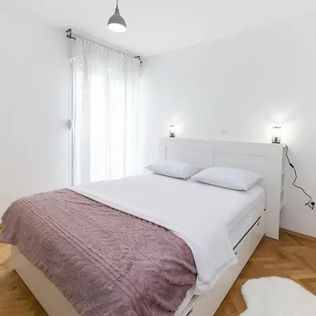Apartment Alan Zadar